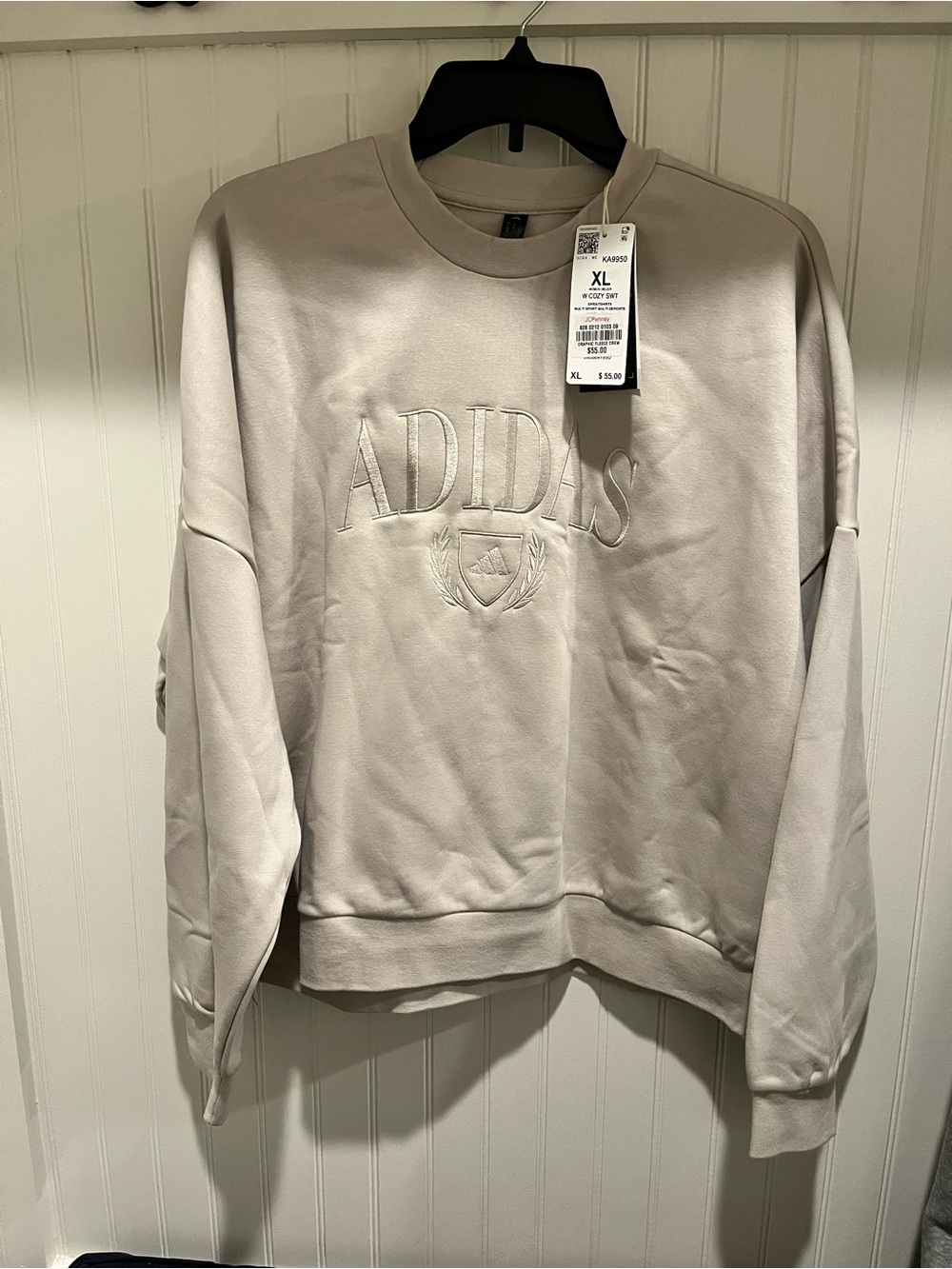 Women’s Adidas Crewneck Sweatshirt in Light Beige XL New